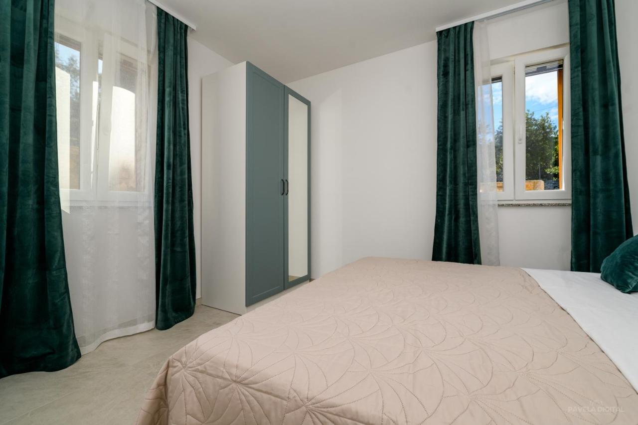 Apartments Horvat Veli Lošinj Exterior foto
